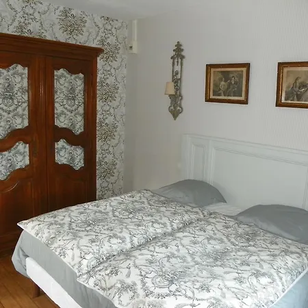 Le Prieuré Boutefol 3* Surville (Calvados)